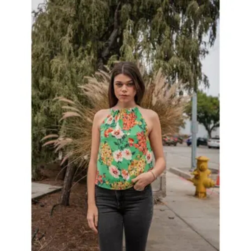 NWT Floral Print Top